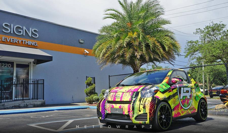  Scion iQ Irenko by MetroWrapz 2016 года  (фото 1 из 8)